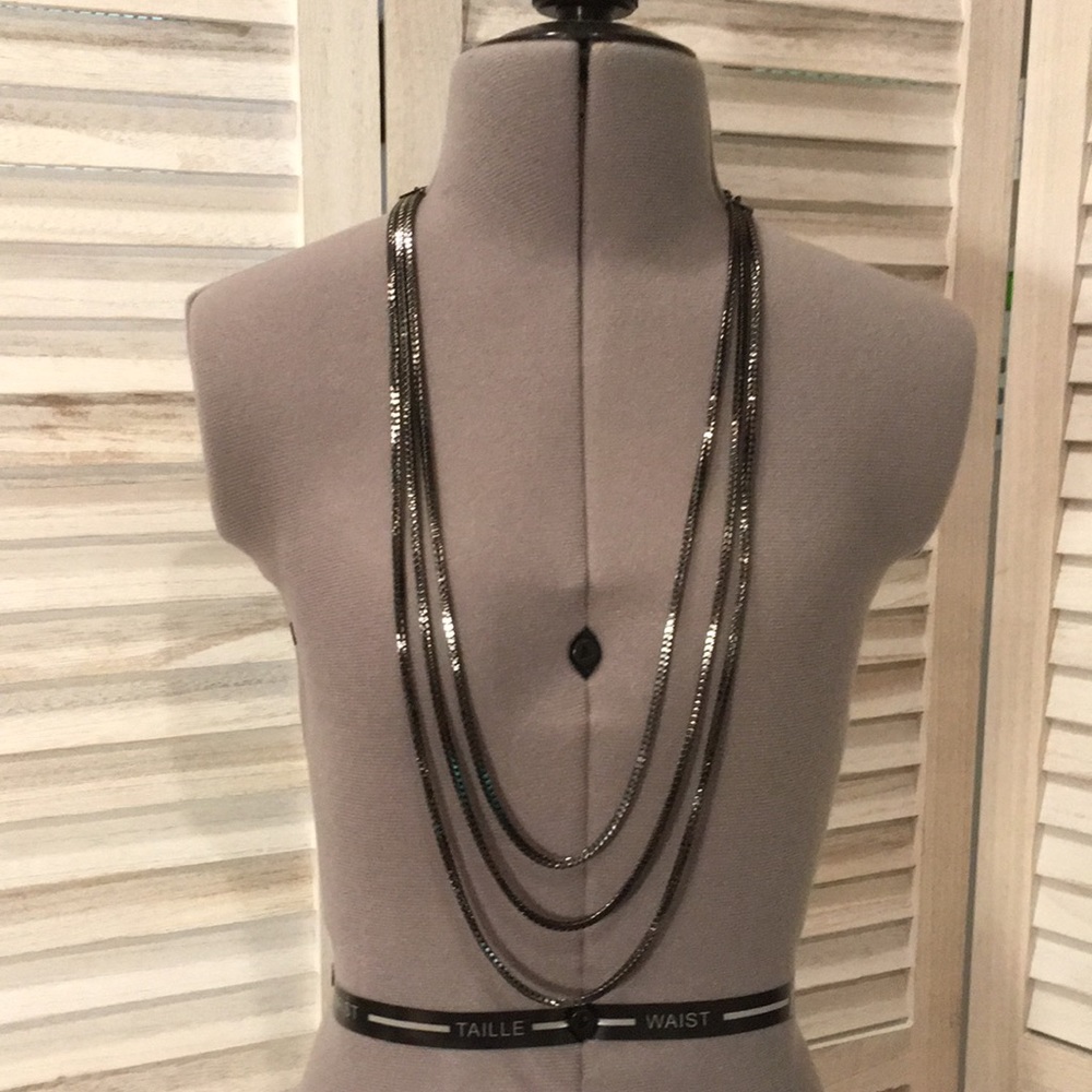 Gorgeous Necklace- three strands